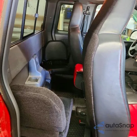 2004 Ford Ranger Super Cab из США, поврежденный, VIN 1FTZR45E94TA16632